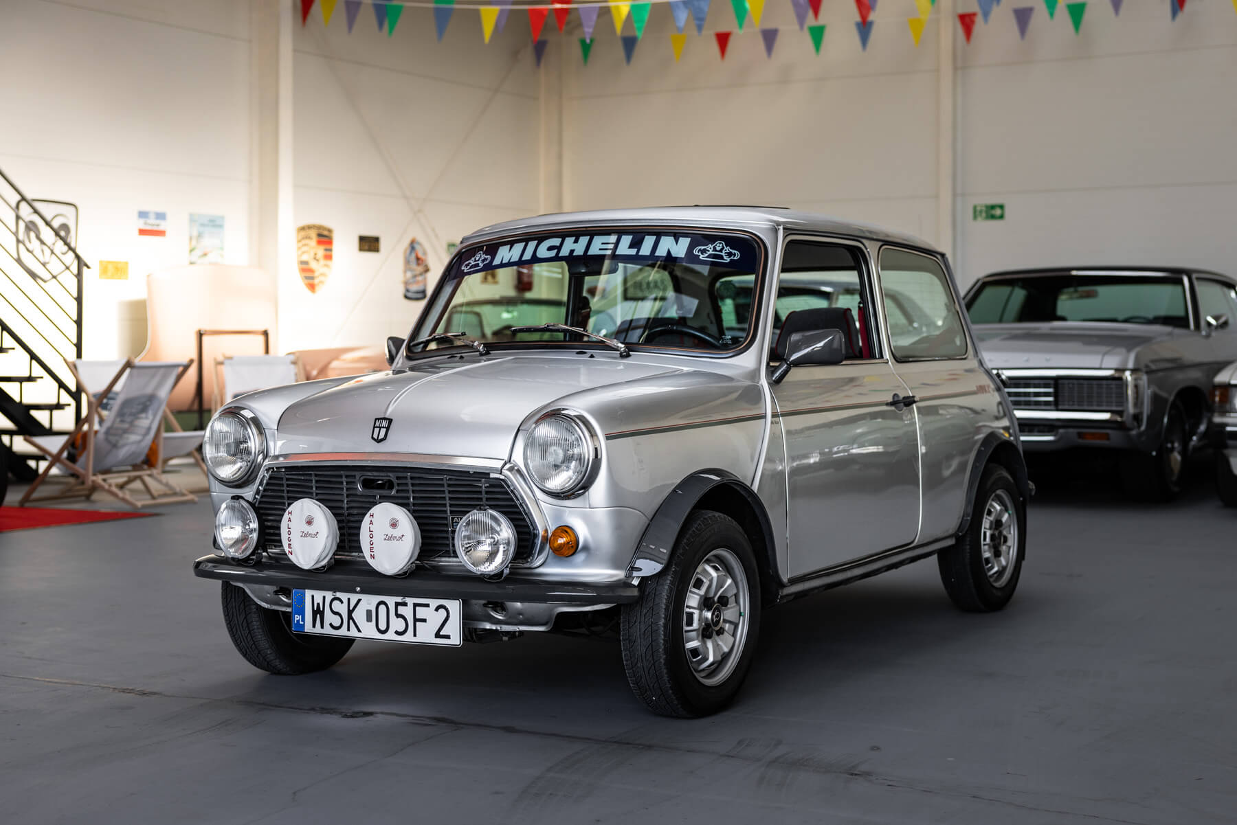 Austin Mini 25 1984 - widok z przodu i lewego boku