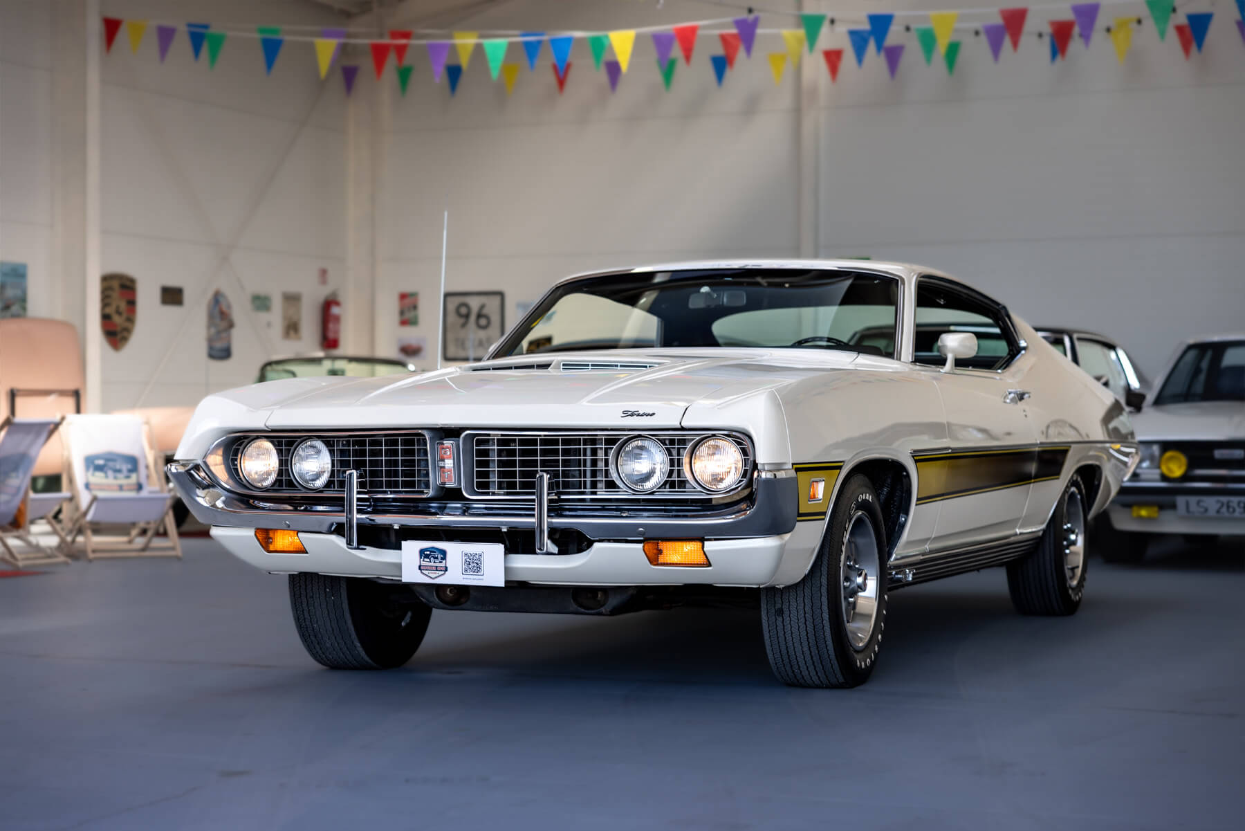 Ford Torino GT 1971 - widok z przodu i lewego boku