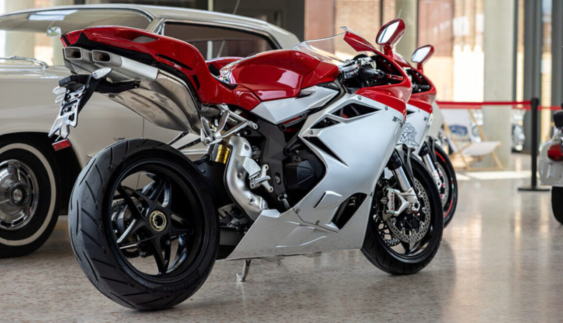OTS_Oferta_Featured-image_1200x630_MV-Agusta-F4-1000-2011_01